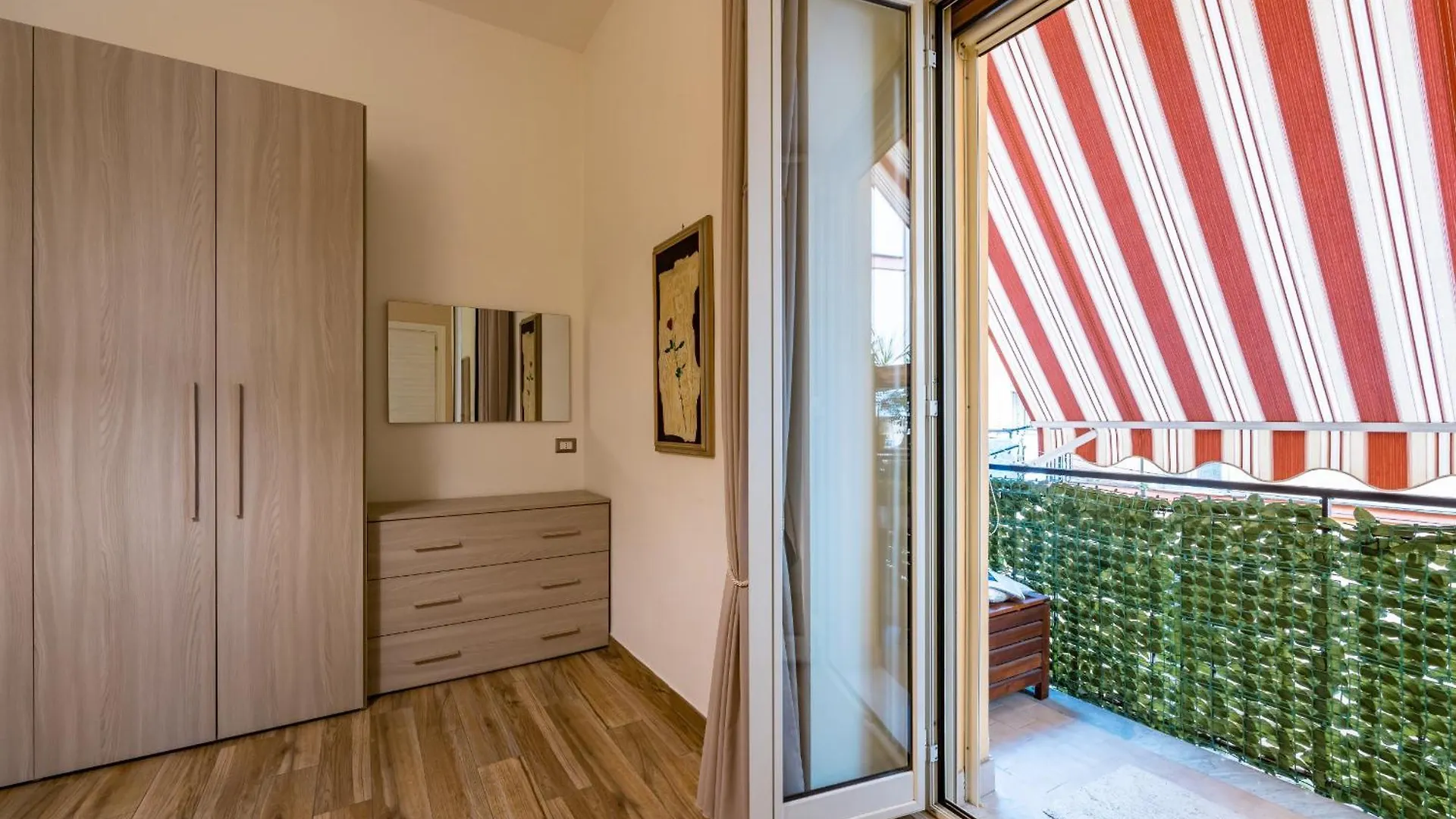 Piazza Carlo III Apartment By Wonderful Italy 나폴리