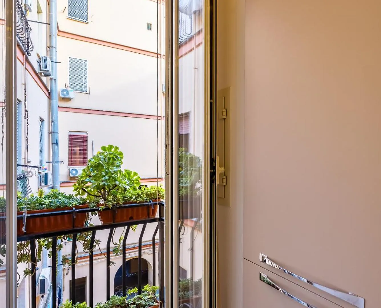 Piazza Carlo III Apartment By Wonderful Italy Naples